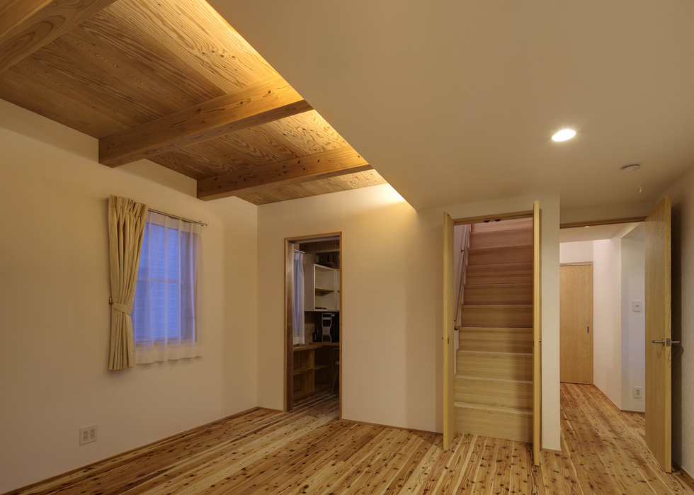 クライミングウォールの家のサムネイル