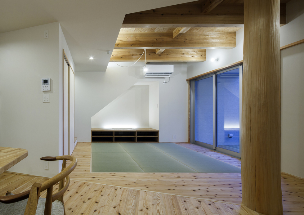 コスモス街道の家のサムネイル