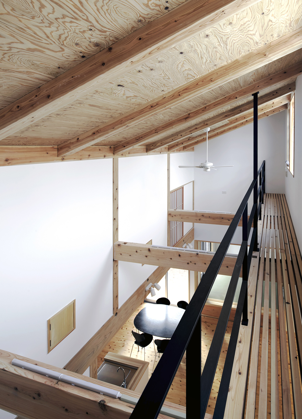 春日の家のサムネイル