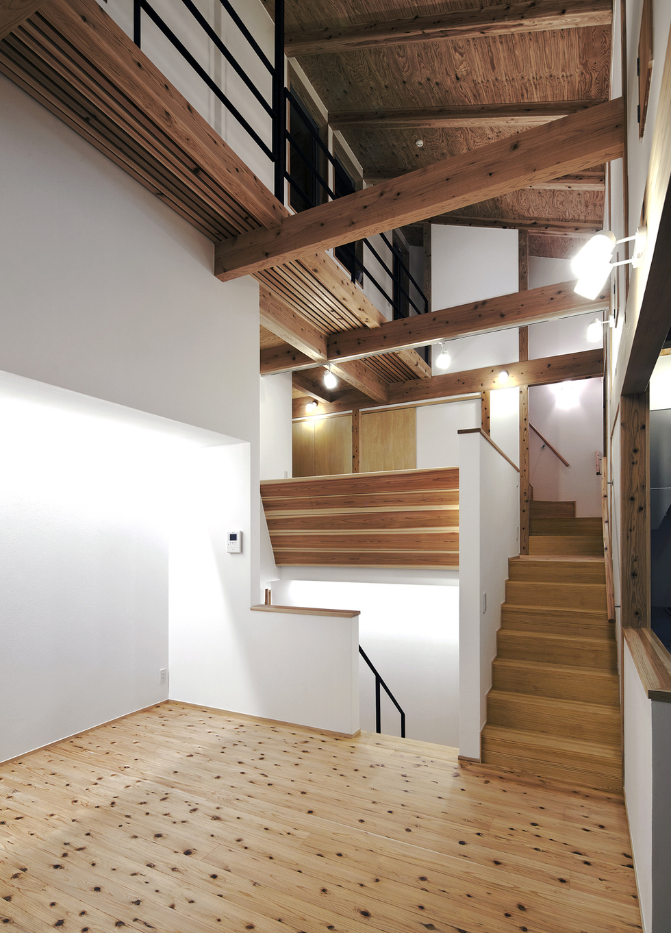 春日の家のサムネイル